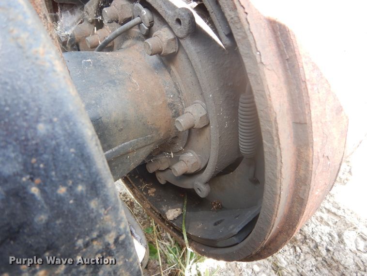 image for item DH5125 2001 Mack CX613  semi truck