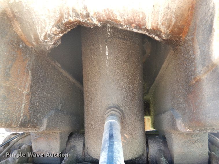 image for item DH5126 1985 Clement end dump trailer