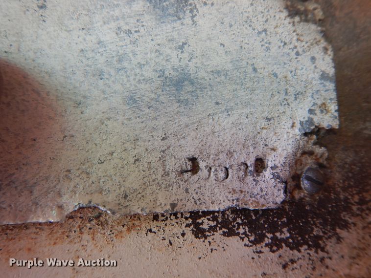 image for item DH5126 1985 Clement end dump trailer