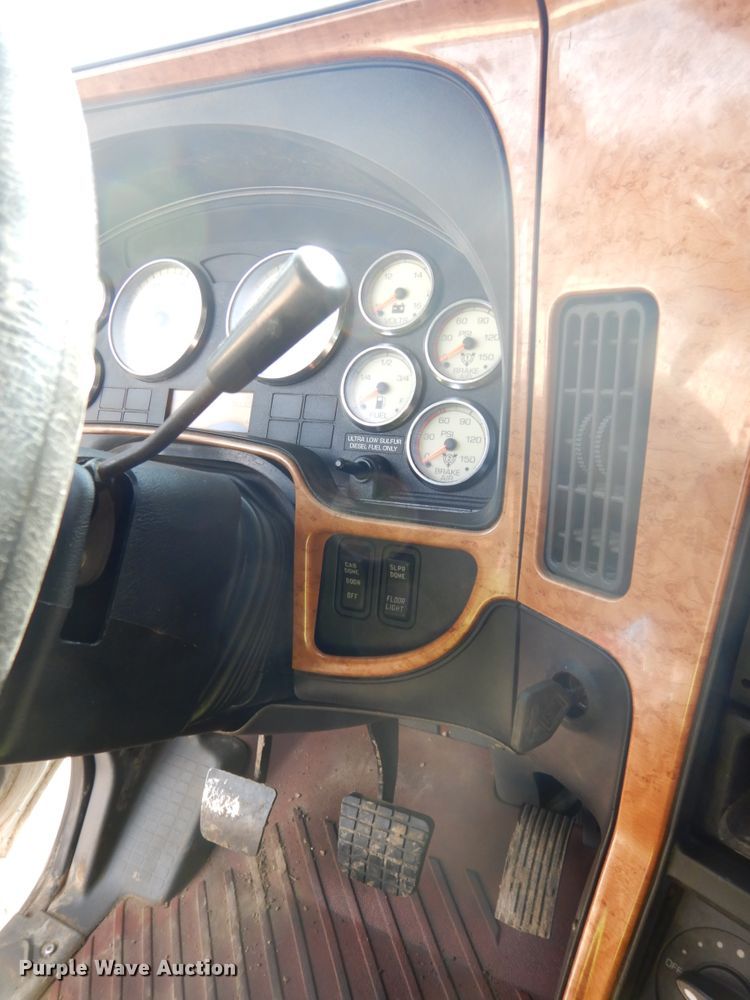 image for item DH6518 2009 International ProStar Premium  semi truck