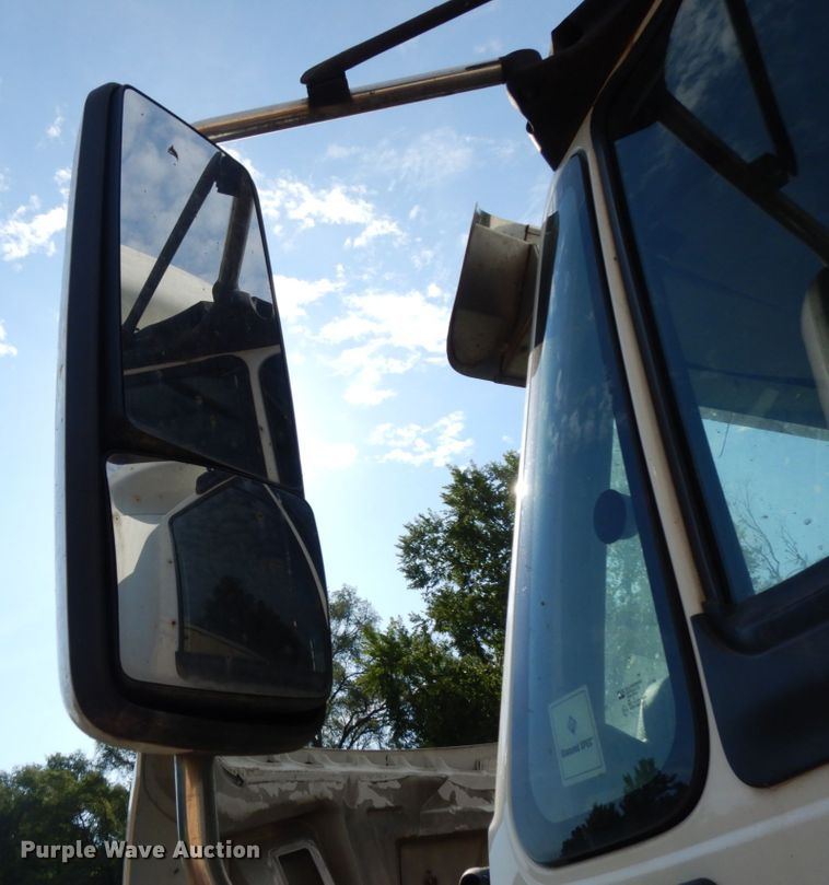 image for item DH6518 2009 International ProStar Premium  semi truck