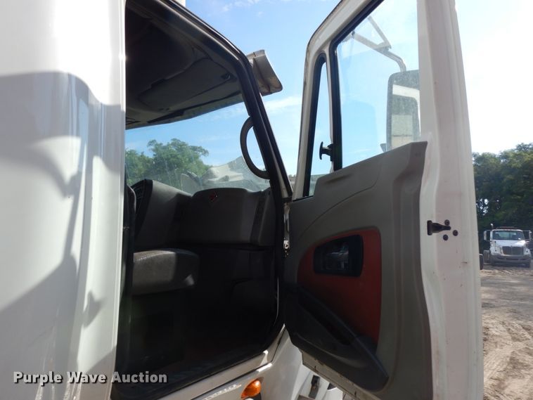 image for item DH6518 2009 International ProStar Premium  semi truck
