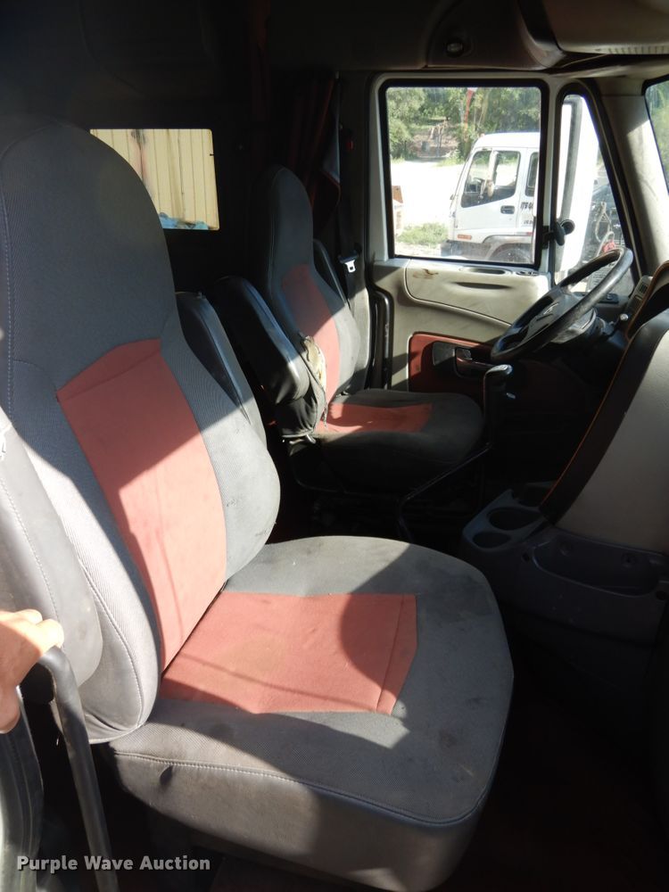 image for item DH6518 2009 International ProStar Premium  semi truck