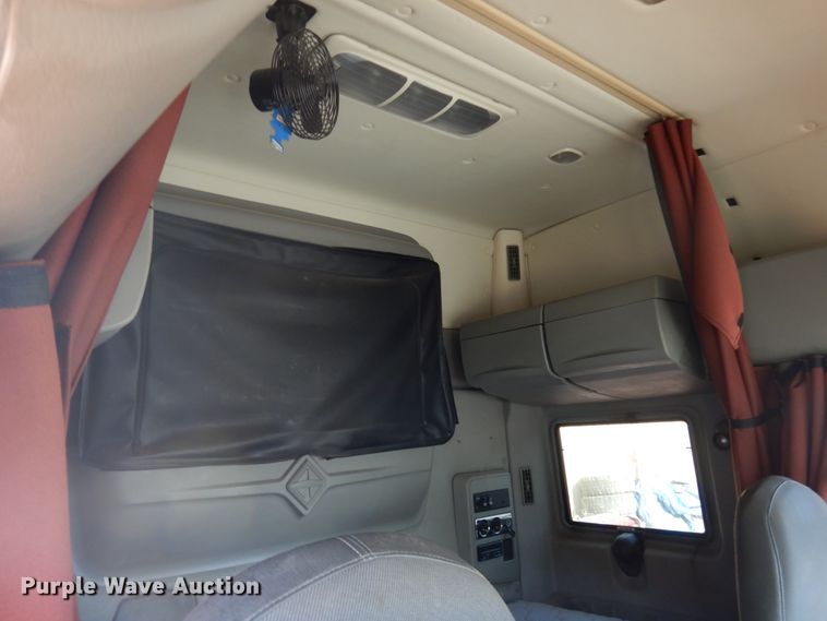 image for item DH6518 2009 International ProStar Premium  semi truck