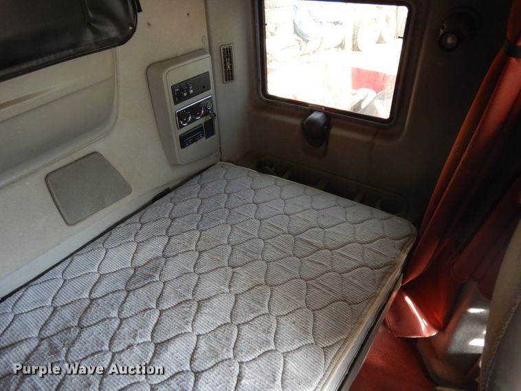 image for item DH6518 2009 International ProStar Premium  semi truck