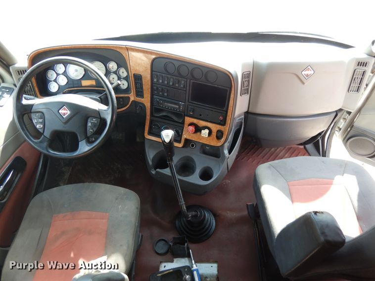 image for item DH6518 2009 International ProStar Premium  semi truck