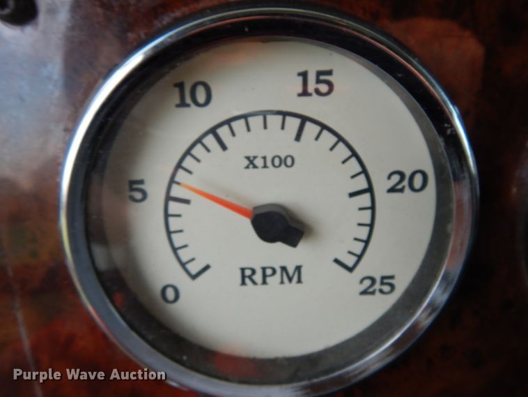 image for item DI5252 2005 International 9900i  semi truck