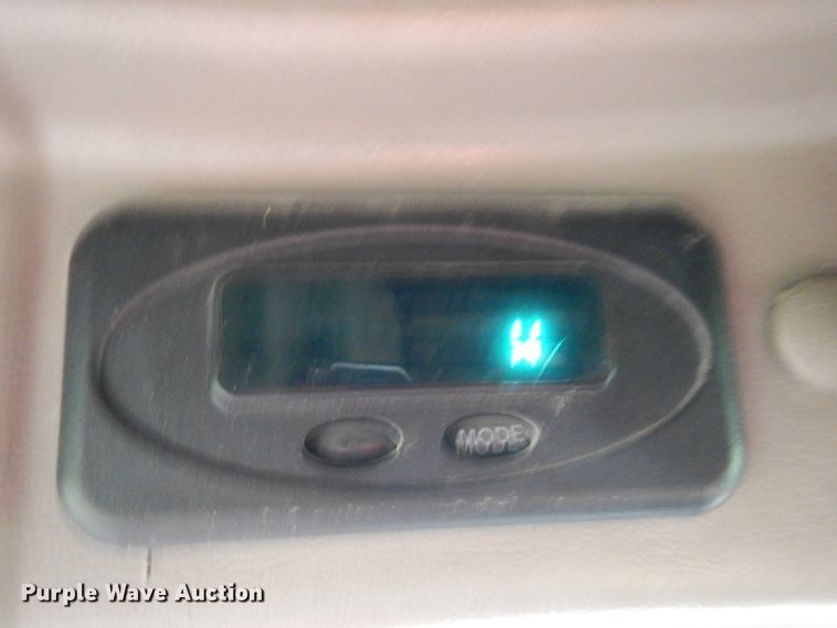 image for item DI5252 2005 International 9900i  semi truck