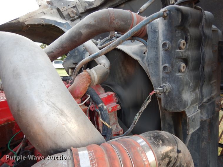 image for item DI5252 2005 International 9900i  semi truck