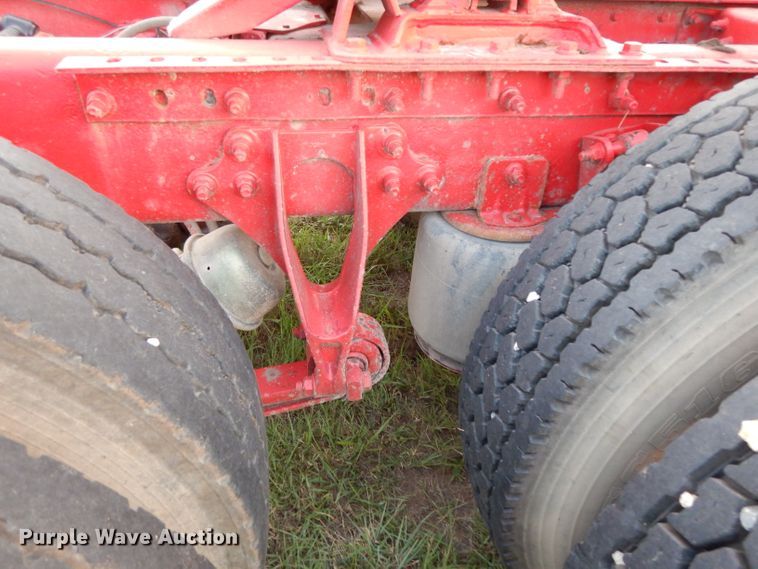 image for item DI5252 2005 International 9900i  semi truck