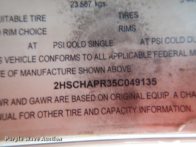 image for item DI5252 2005 International 9900i  semi truck