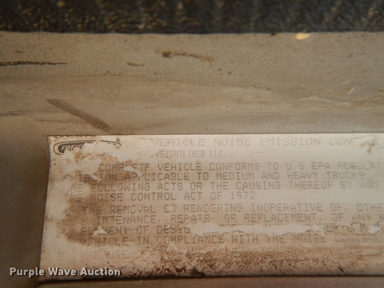 image for item DI5272 2007 Freightliner Columbia  semi truck