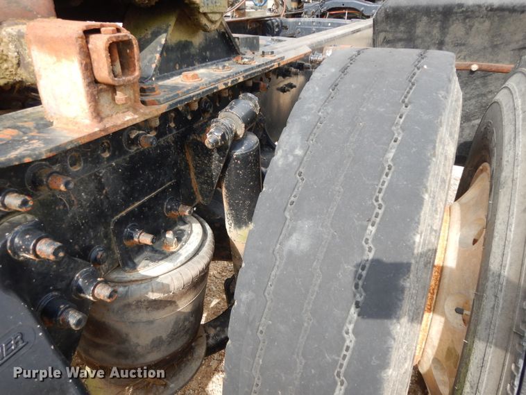 image for item DI5272 2007 Freightliner Columbia  semi truck