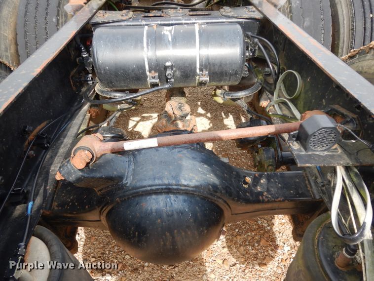 image for item DI5272 2007 Freightliner Columbia  semi truck