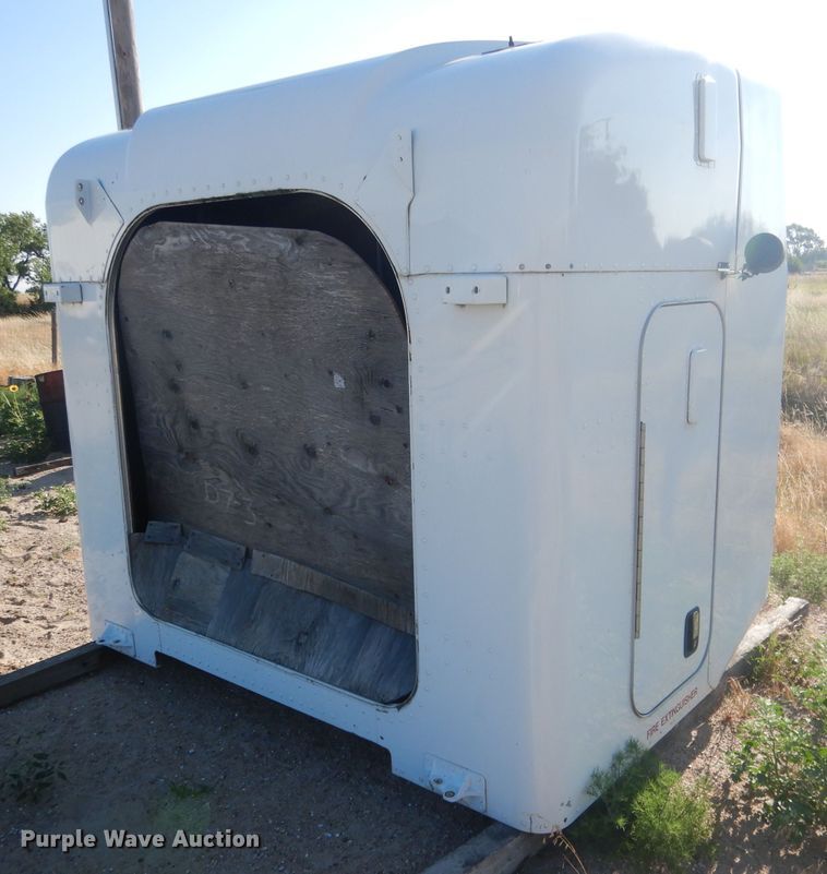 image for item FA9366 UniBilt UltraCab sleeper