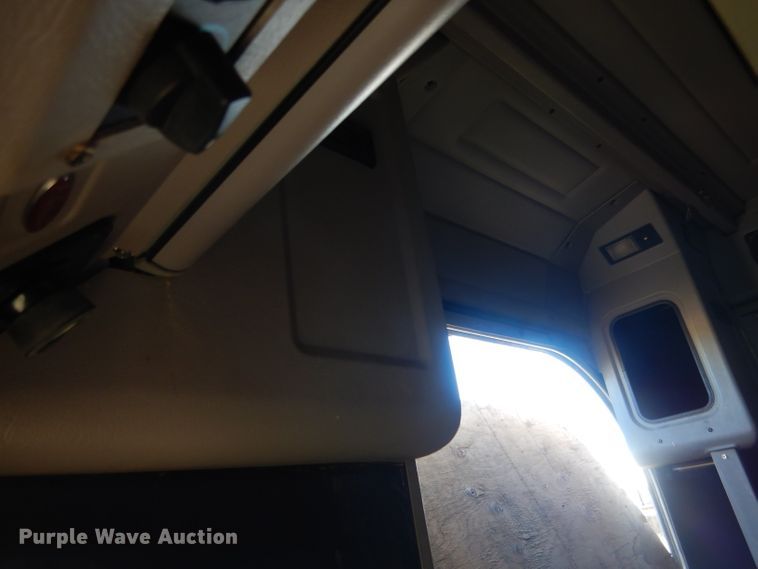 image for item FA9366 UniBilt UltraCab sleeper