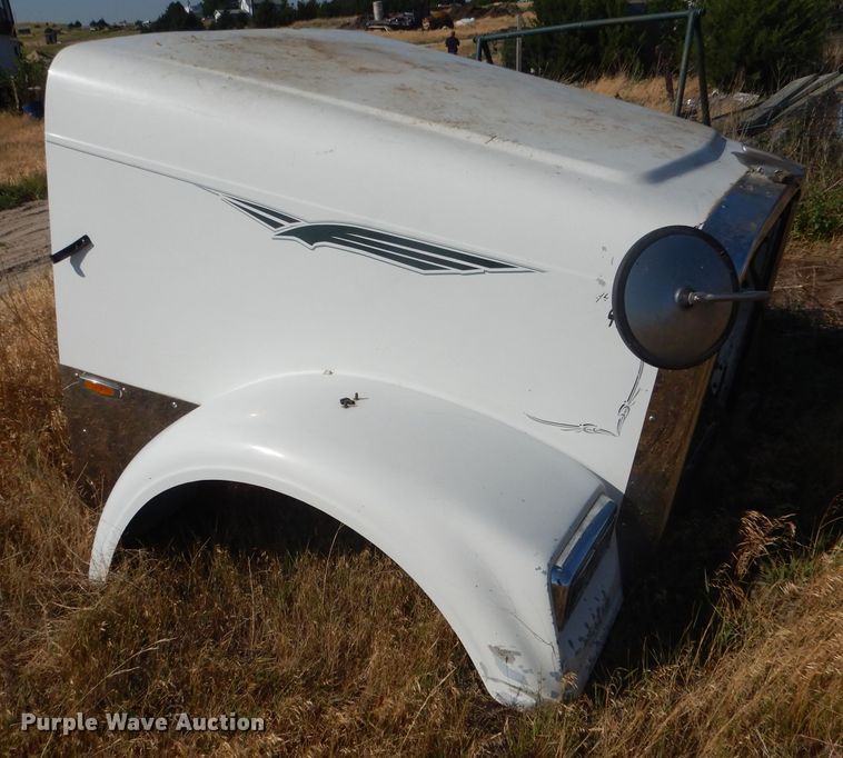 image for item FA9368 (2) Freightliner Classic hoods