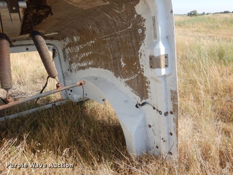 image for item FA9368 (2) Freightliner Classic hoods