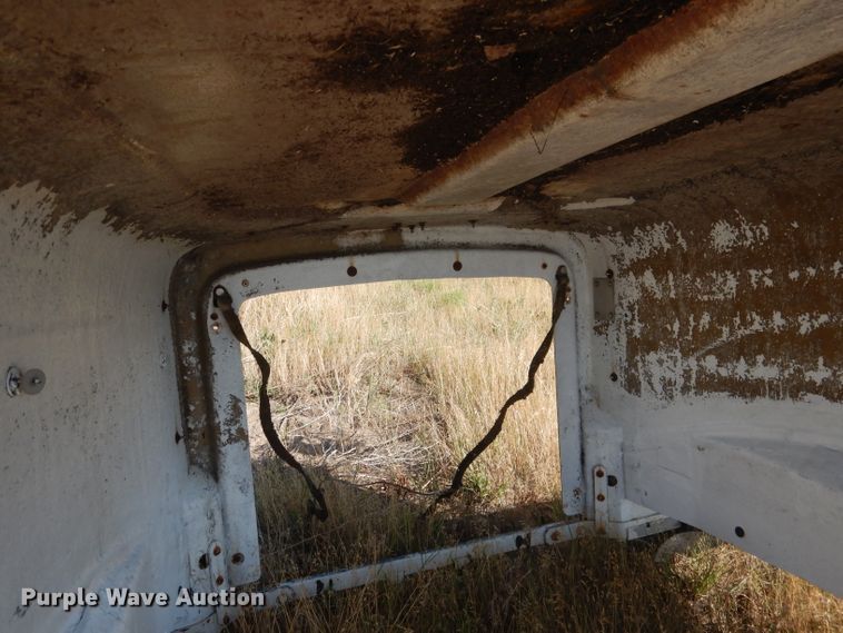 image for item FA9368 (2) Freightliner Classic hoods