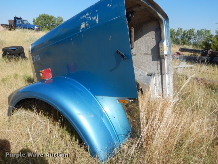 image for item FA9368 (2) Freightliner Classic hoods