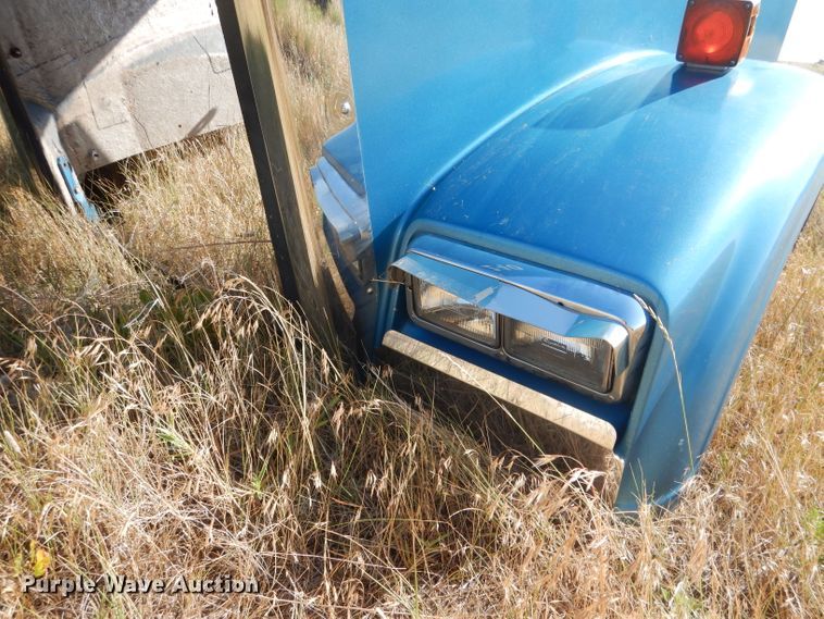 image for item FA9368 (2) Freightliner Classic hoods