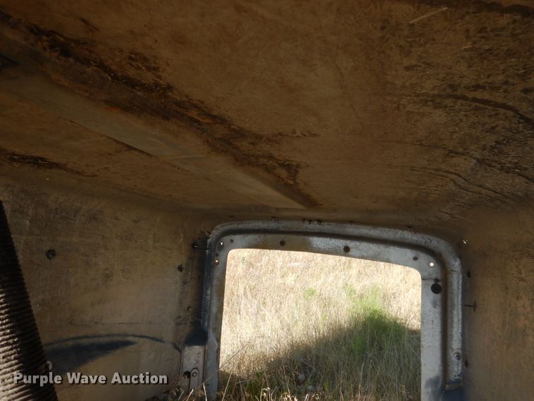 image for item FA9368 (2) Freightliner Classic hoods