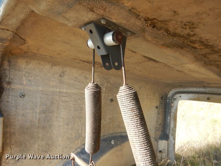 image for item FA9368 (2) Freightliner Classic hoods