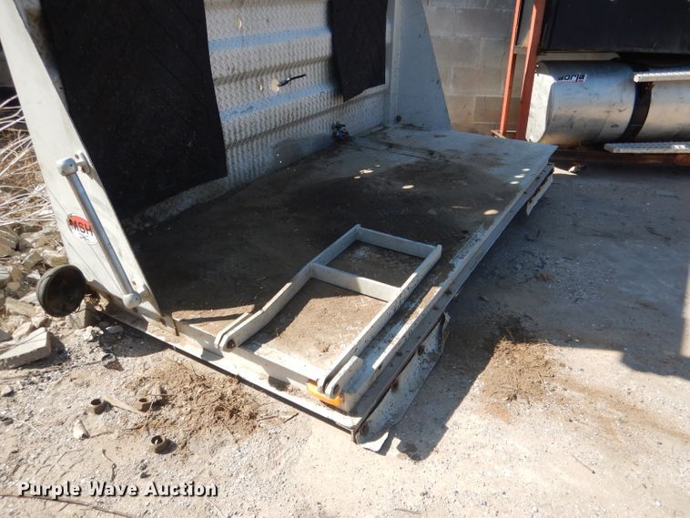 image for item FA9371 ProTech aluminum headache rack