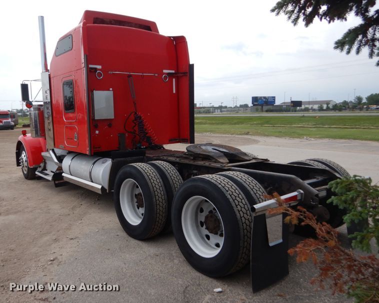 image for item FK9259 1999 Kenworth W900  semi truck