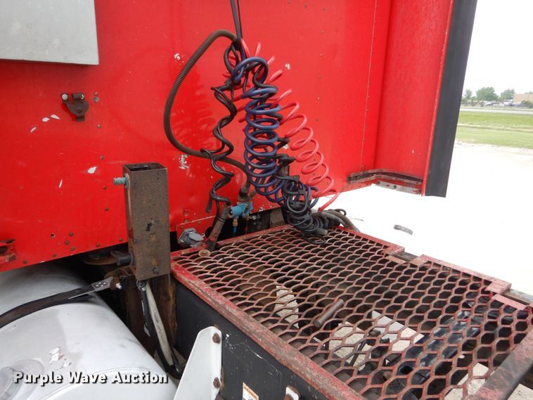 image for item FK9259 1999 Kenworth W900  semi truck