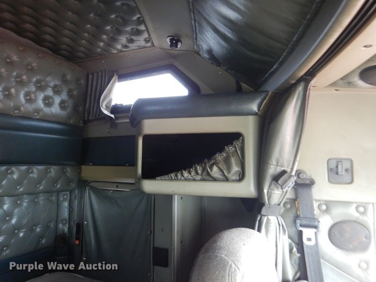 image for item FK9259 1999 Kenworth W900  semi truck