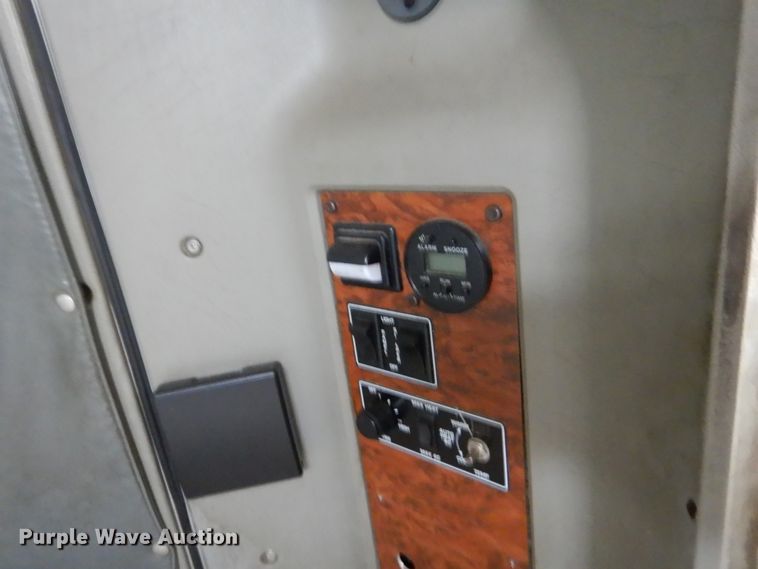 image for item FK9259 1999 Kenworth W900  semi truck