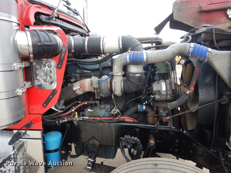 image for item FK9259 1999 Kenworth W900  semi truck