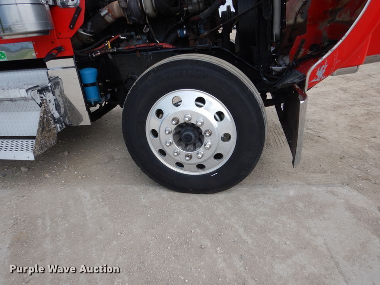 image for item FK9259 1999 Kenworth W900  semi truck