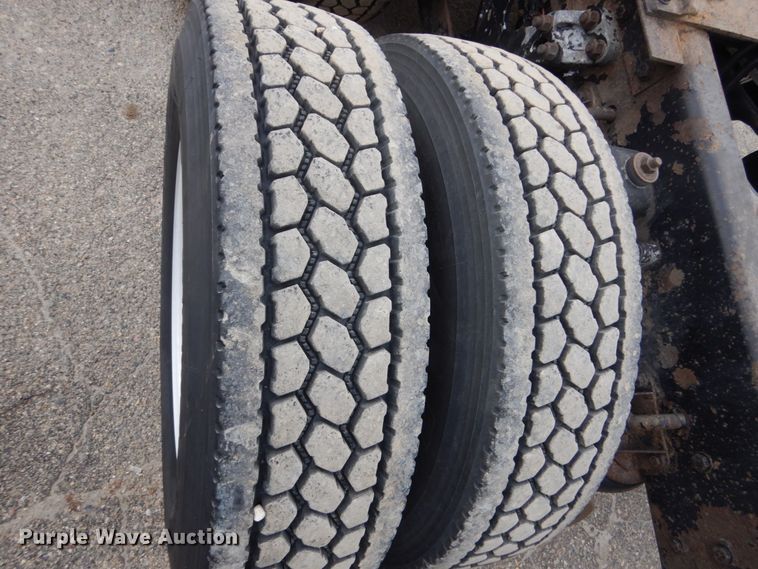 image for item FK9259 1999 Kenworth W900  semi truck