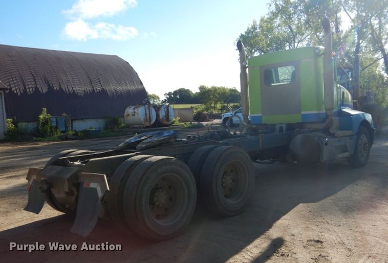 image for item FK9397 1988 Kenworth T600  semi truck