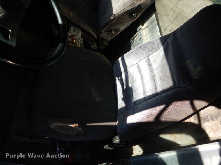 image for item FK9397 1988 Kenworth T600  semi truck