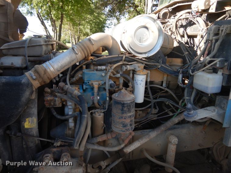 image for item FK9397 1988 Kenworth T600  semi truck