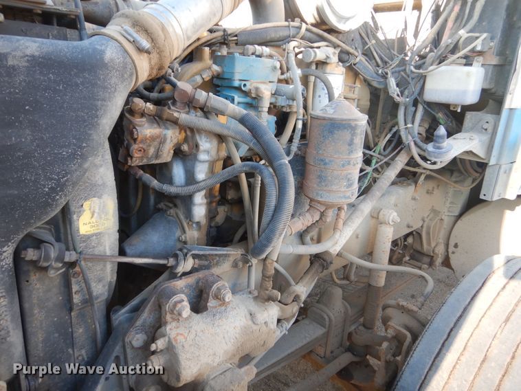 image for item FK9397 1988 Kenworth T600  semi truck