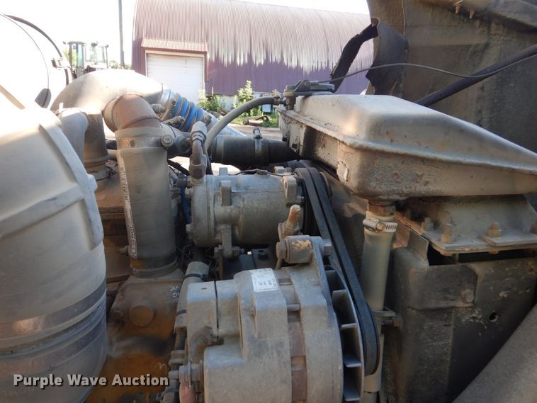 image for item FK9397 1988 Kenworth T600  semi truck