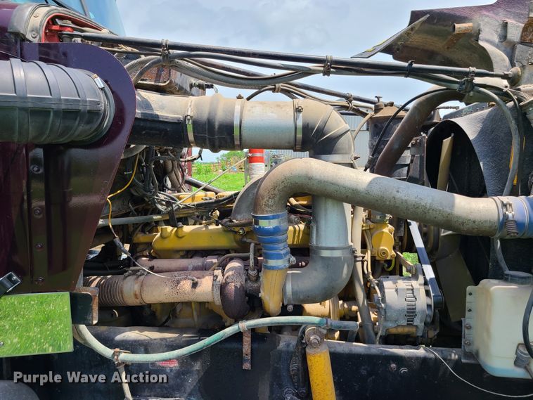 image for item FX9521 1993 Western Star 4900  semi truck