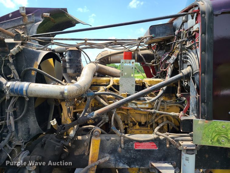 image for item FX9521 1993 Western Star 4900  semi truck