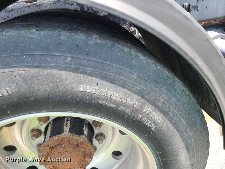 image for item FX9521 1993 Western Star 4900  semi truck