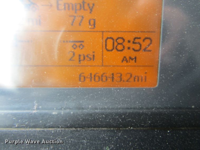 image for item GQ9048 2007 Volvo VNL semi truck