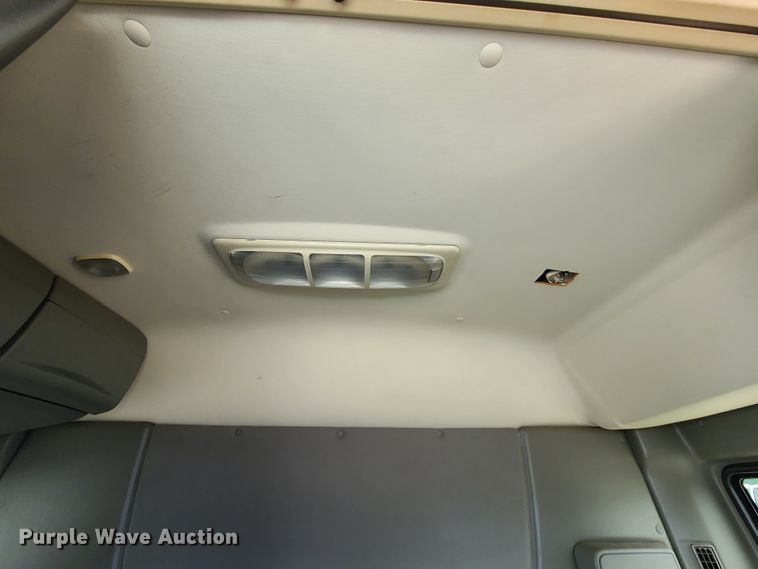 image for item GT9208 2013 International ProStar  semi truck