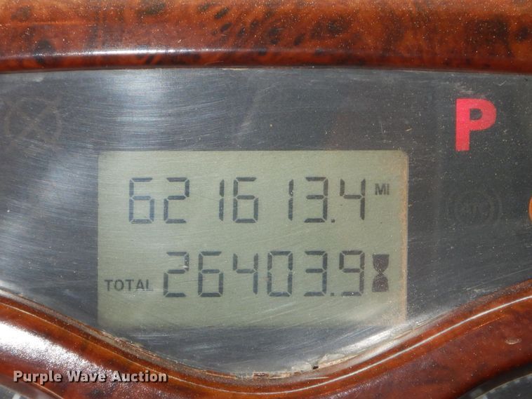 image for item GT9303 2005 Mack CX  semi truck