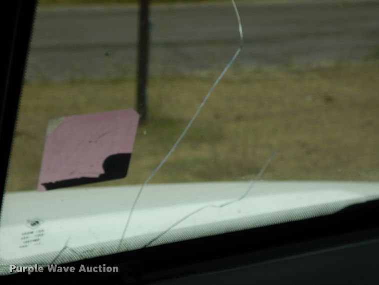 image for item GT9308 2004 Freightliner Columbia semi truck