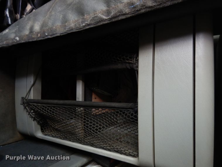 image for item GT9308 2004 Freightliner Columbia semi truck