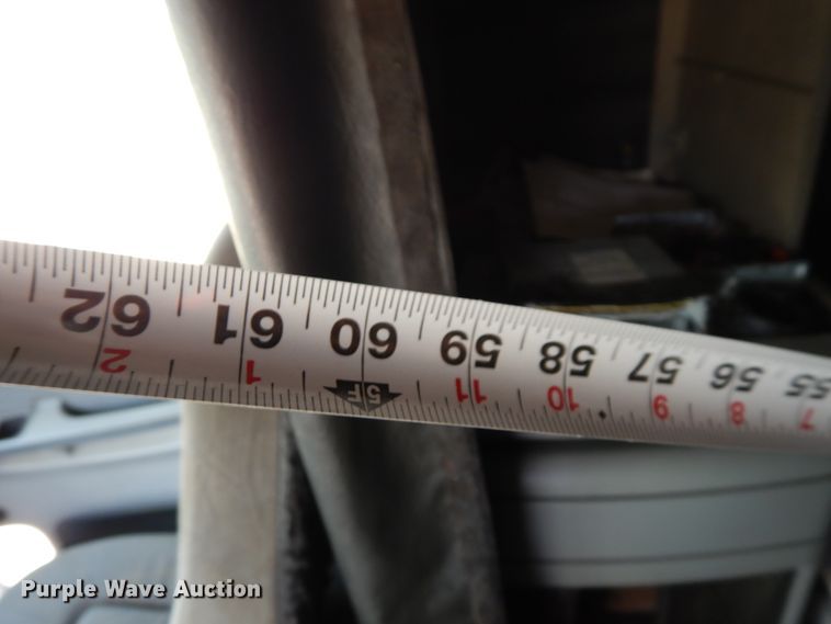 image for item GT9308 2004 Freightliner Columbia semi truck