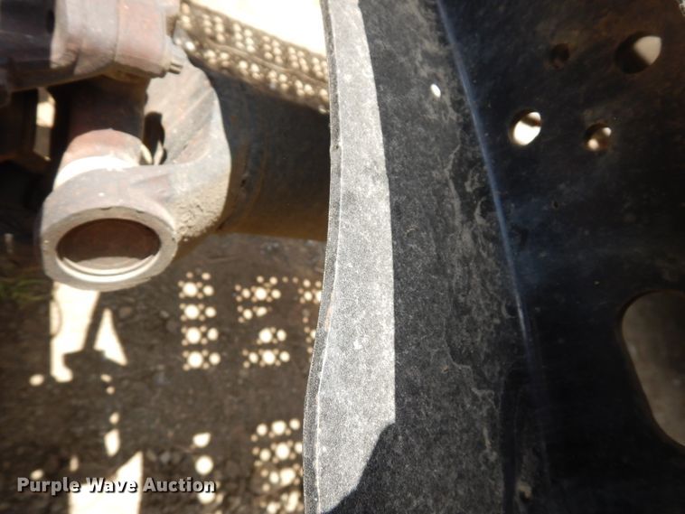 image for item GT9308 2004 Freightliner Columbia semi truck